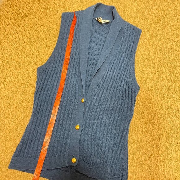 Vintage Preppy 100% Wool Knit Vest Navy – S/M - Picture 9 of 11